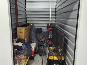 10 x 10 storage unit in Tulsa, OK