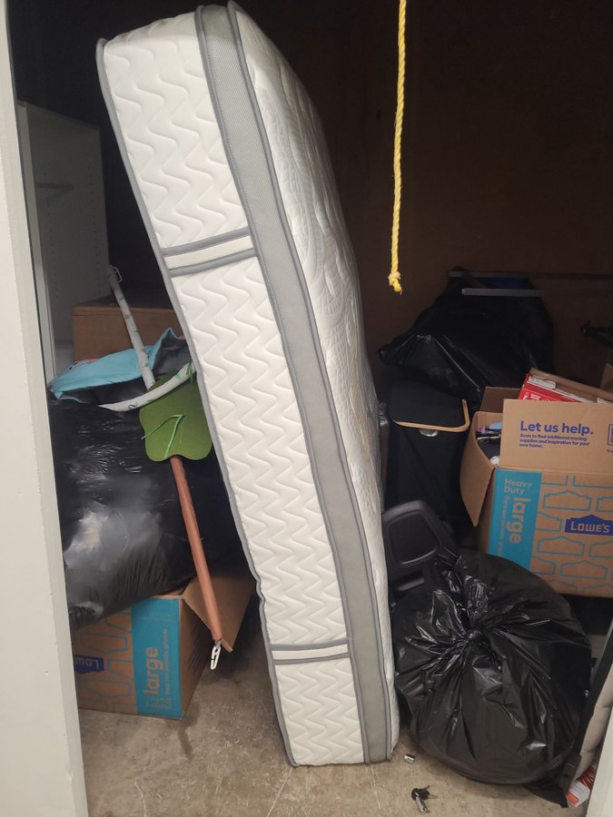 7 x 10 storage unit in Vancouver, WA