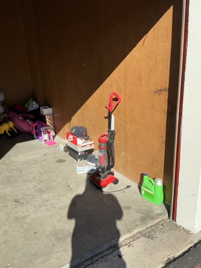 10 x 15 storage unit in Las Vegas, NV