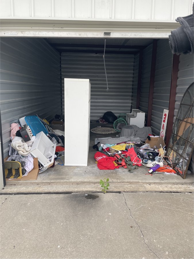 10 x 20 storage unit in Shawnee, KS