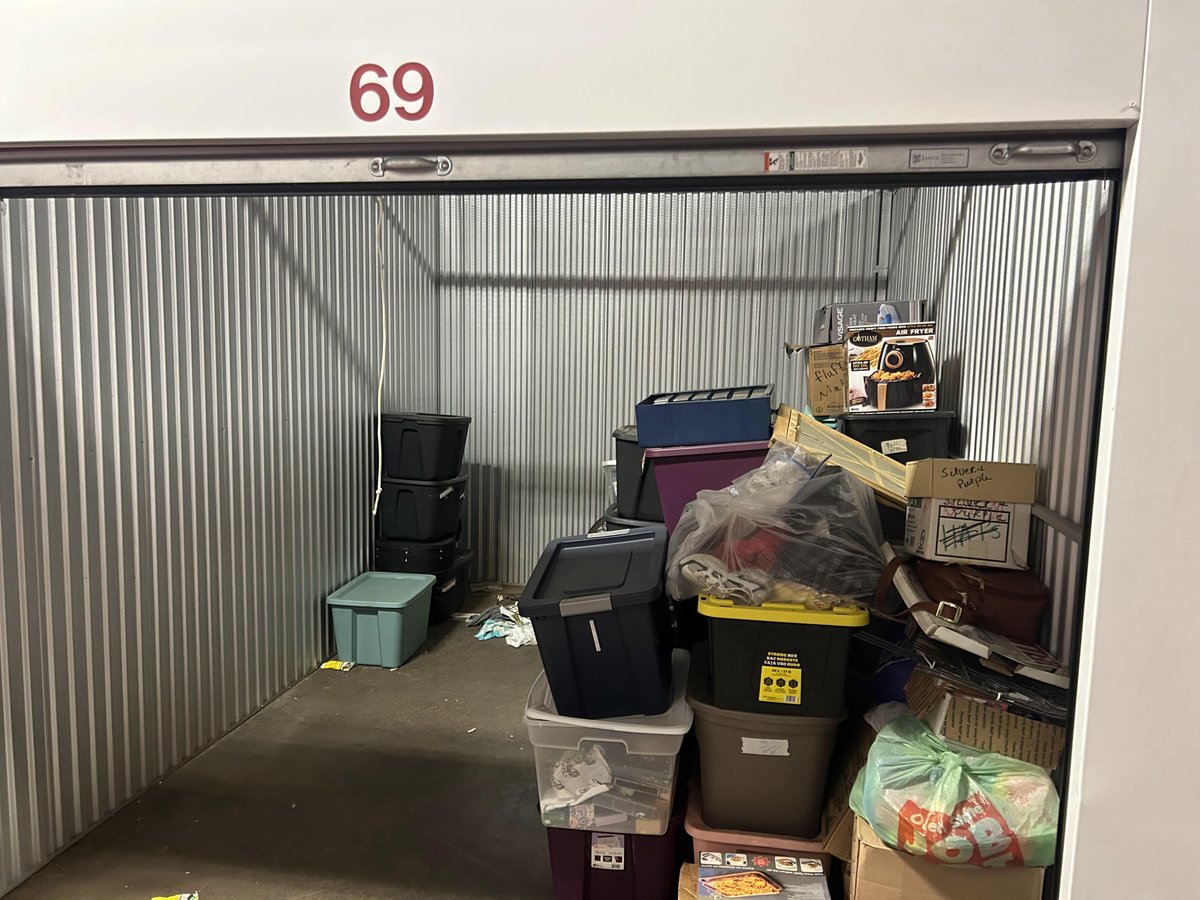 10 x 15 storage unit in Schenectady, NY