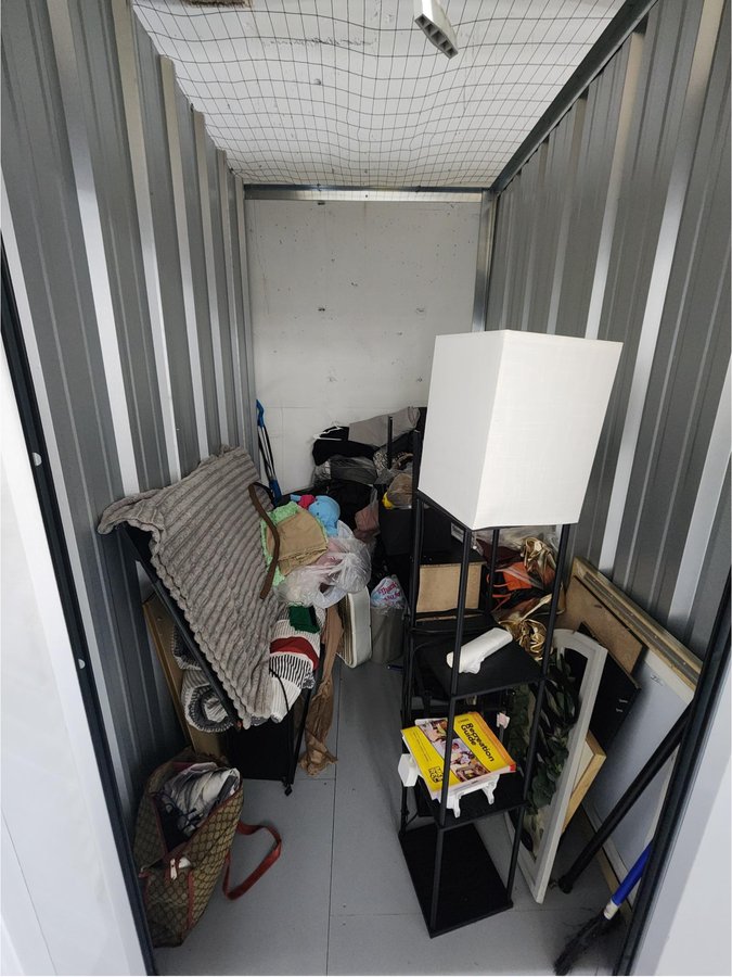 5 x 8 storage unit in Milwaukee, WI