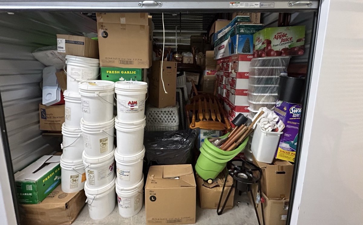 10 x 20 storage unit in Lawrenceville, GA