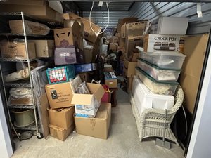 10 x 20 storage unit in Lawrenceville, GA