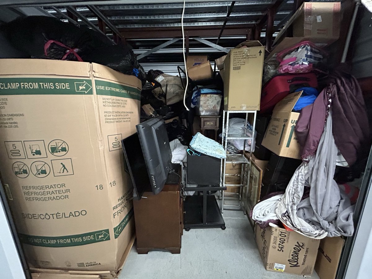 10 x 10 storage unit in Lawrenceville, GA