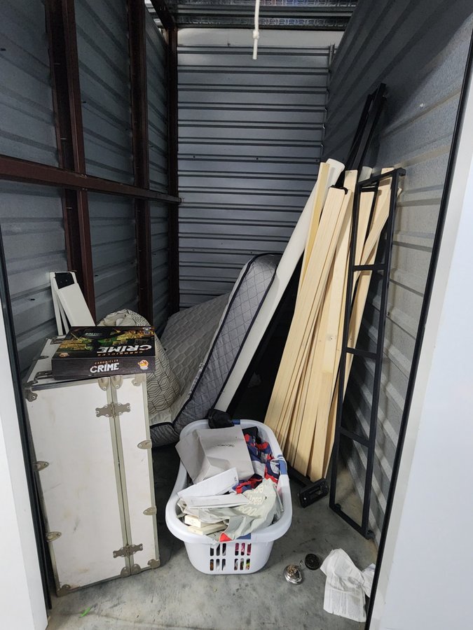 5 x 10 storage unit in Suwanee, GA