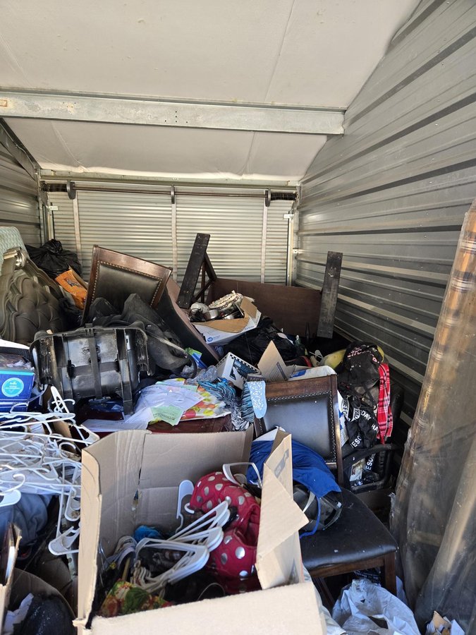10 x 20 storage unit in Indianapolis, IN