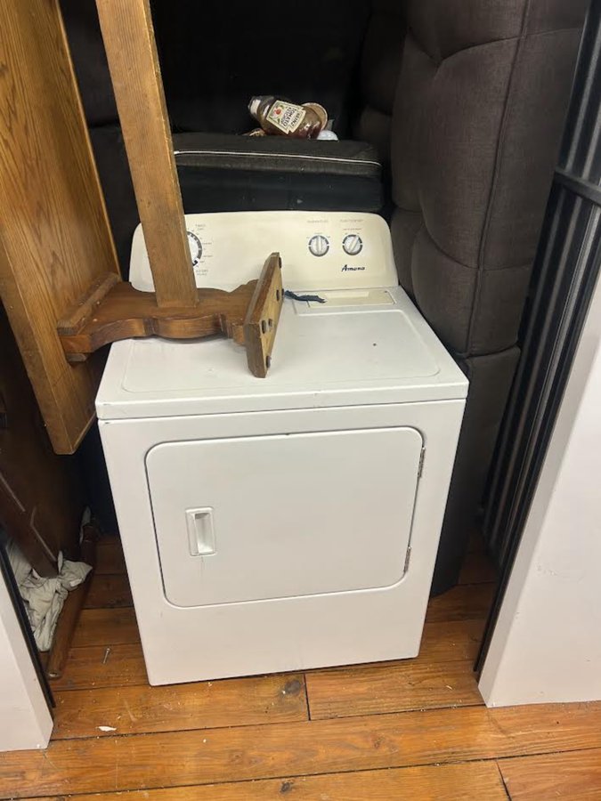 5 x 5 storage unit in Adams, MA