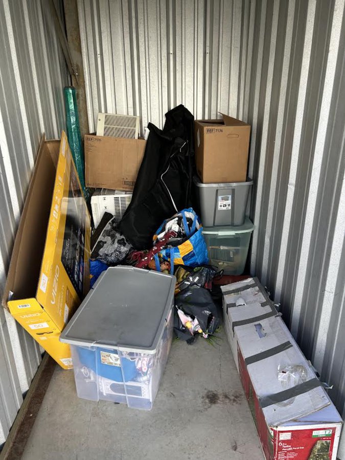 5 x 10 storage unit in Pittsfield, MA
