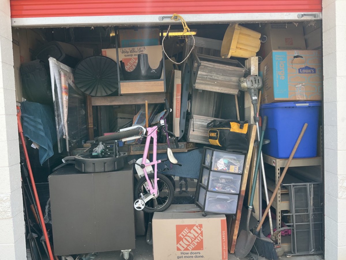 10 x 20 storage unit in Gilbert, AZ