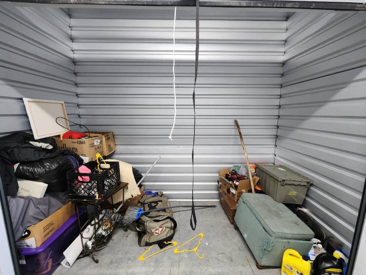 10 x 5 storage unit in Tulsa, OK