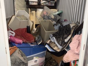 5 x 10 storage unit in Manassas, VA
