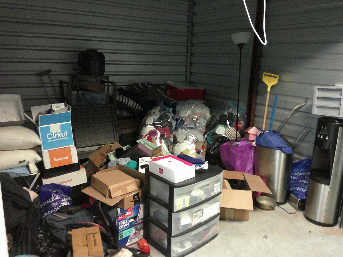 10 x 10 storage unit in Middletown, PA