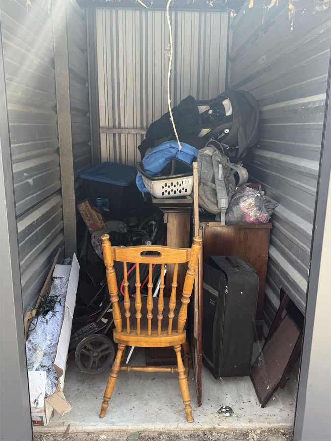 5 x 10 storage unit in Onalaska, TX