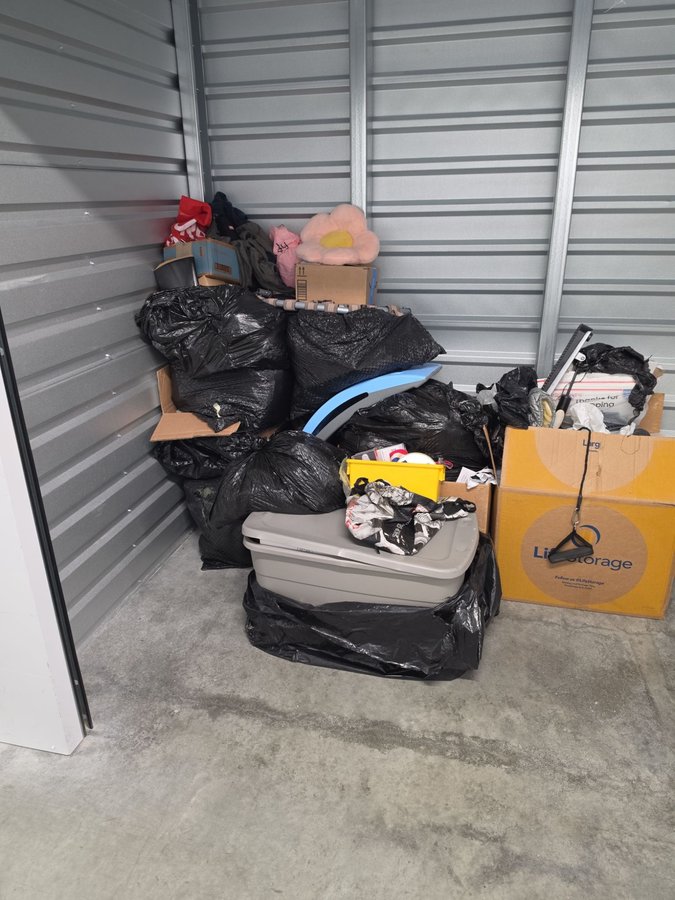 10 x 5 storage unit in Las Vegas, NV
