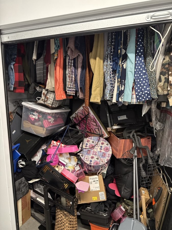 10 x 5 storage unit in Las Vegas, NV
