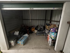 10 x 10 storage unit in Onalaska, TX