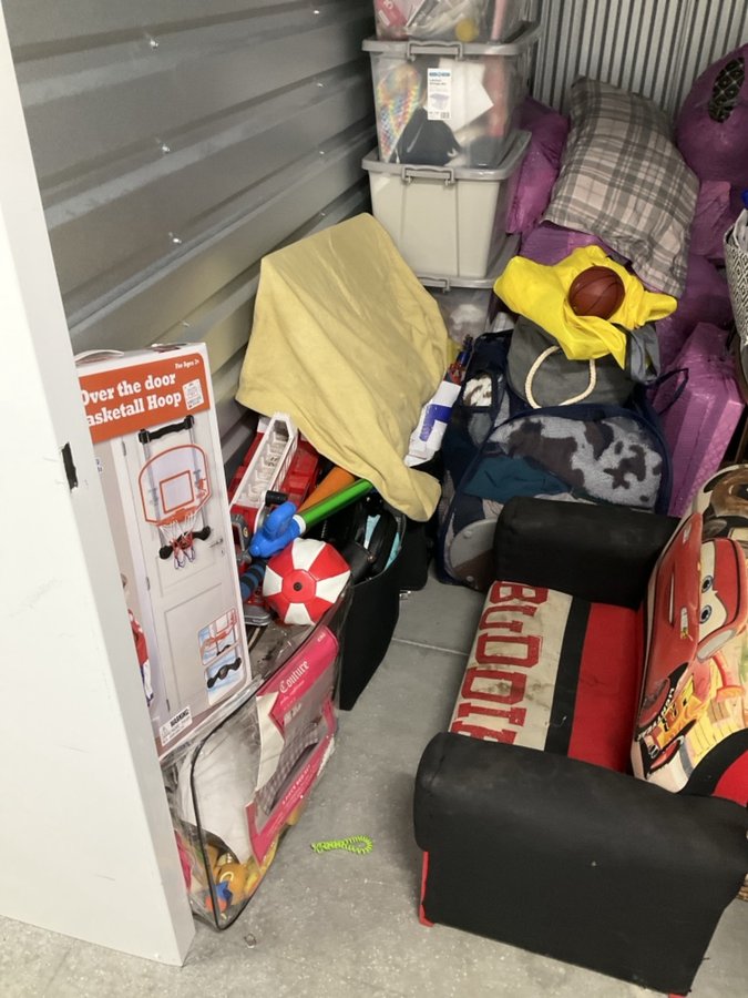 5 x 10 storage unit in Las Vegas, NV