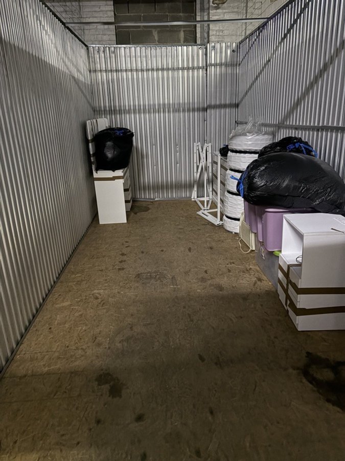 8 x 20 storage unit in Cincinnati, OH