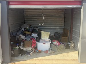 10 x 10 storage unit in Onalaska, TX