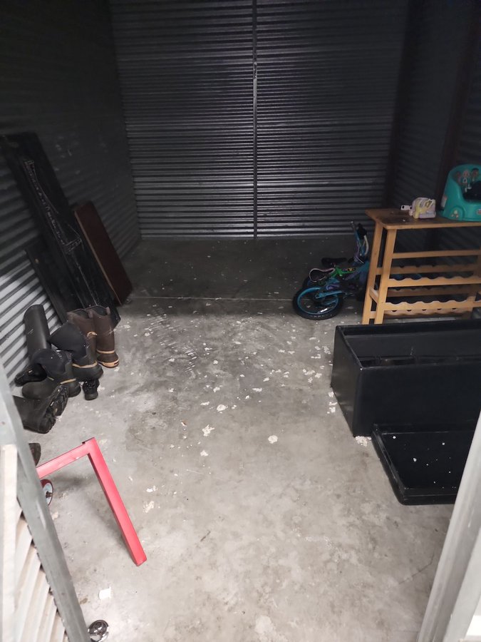 10 x 15 storage unit in Springfield, MA