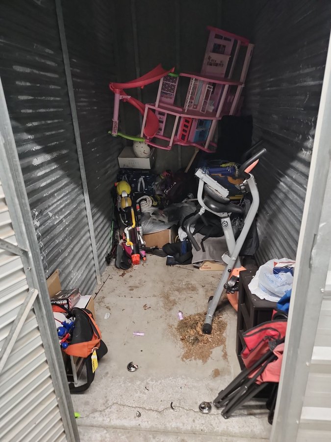 5 x 10 storage unit in Springfield, MA