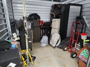 10 x 10 storage unit in Conyers, GA