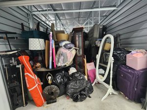 10 x 20 storage unit in Conyers, GA