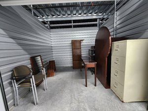 10 x 10 storage unit in Conyers, GA