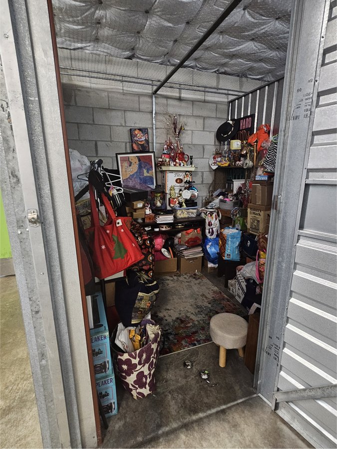 8 x 8 storage unit in Bradenton, FL