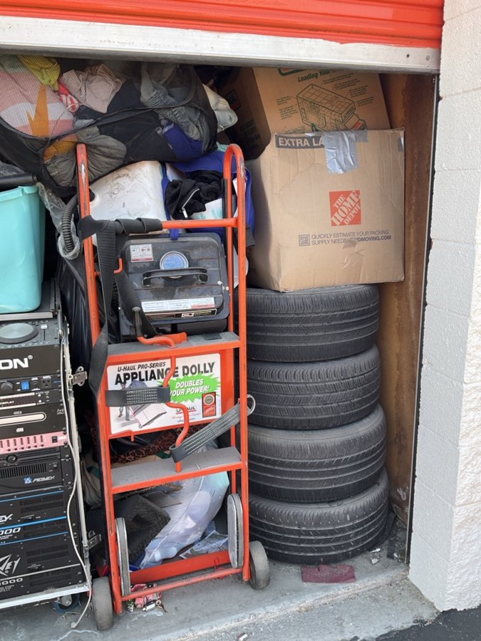 10 x 20 storage unit in Las Vegas, NV