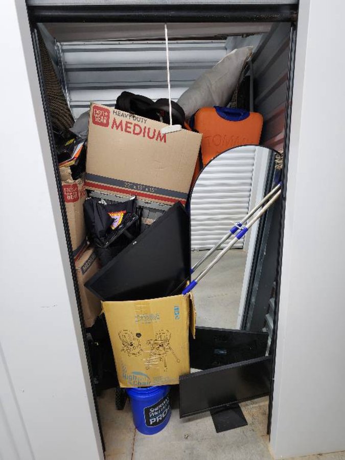 5 x 5 storage unit in Decatur, GA