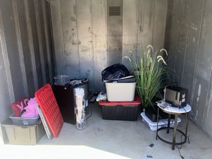 10 x 10 storage unit in Mableton, GA