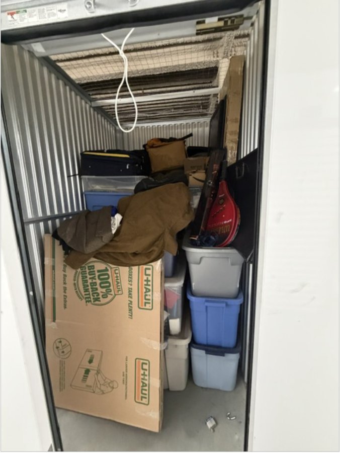 5 x 8 storage unit in Kensington, MD