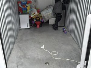 5 x 10 storage unit in Kensington, MD