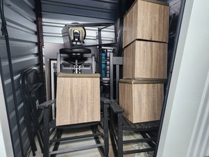 10 x 10 storage unit in Suwanee, GA