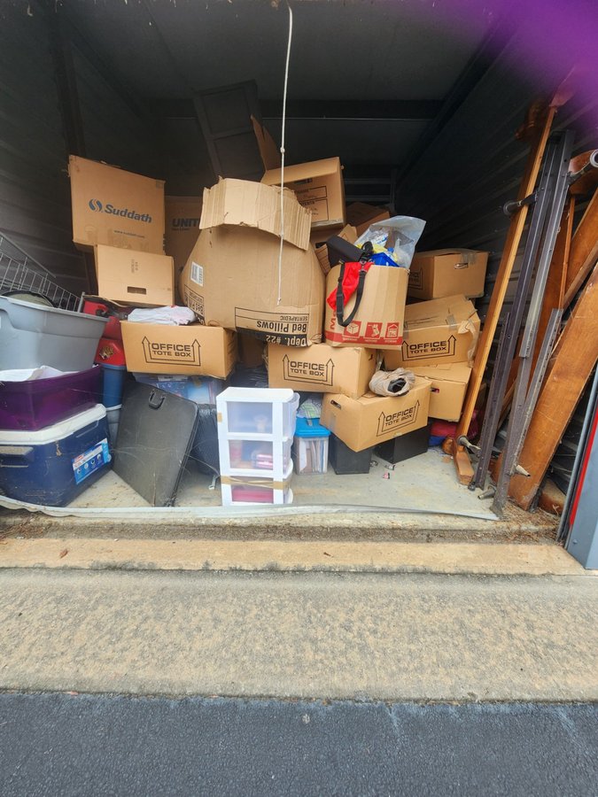 10 x 15 storage unit in Suwanee, GA