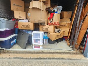 10 x 15 storage unit in Suwanee, GA