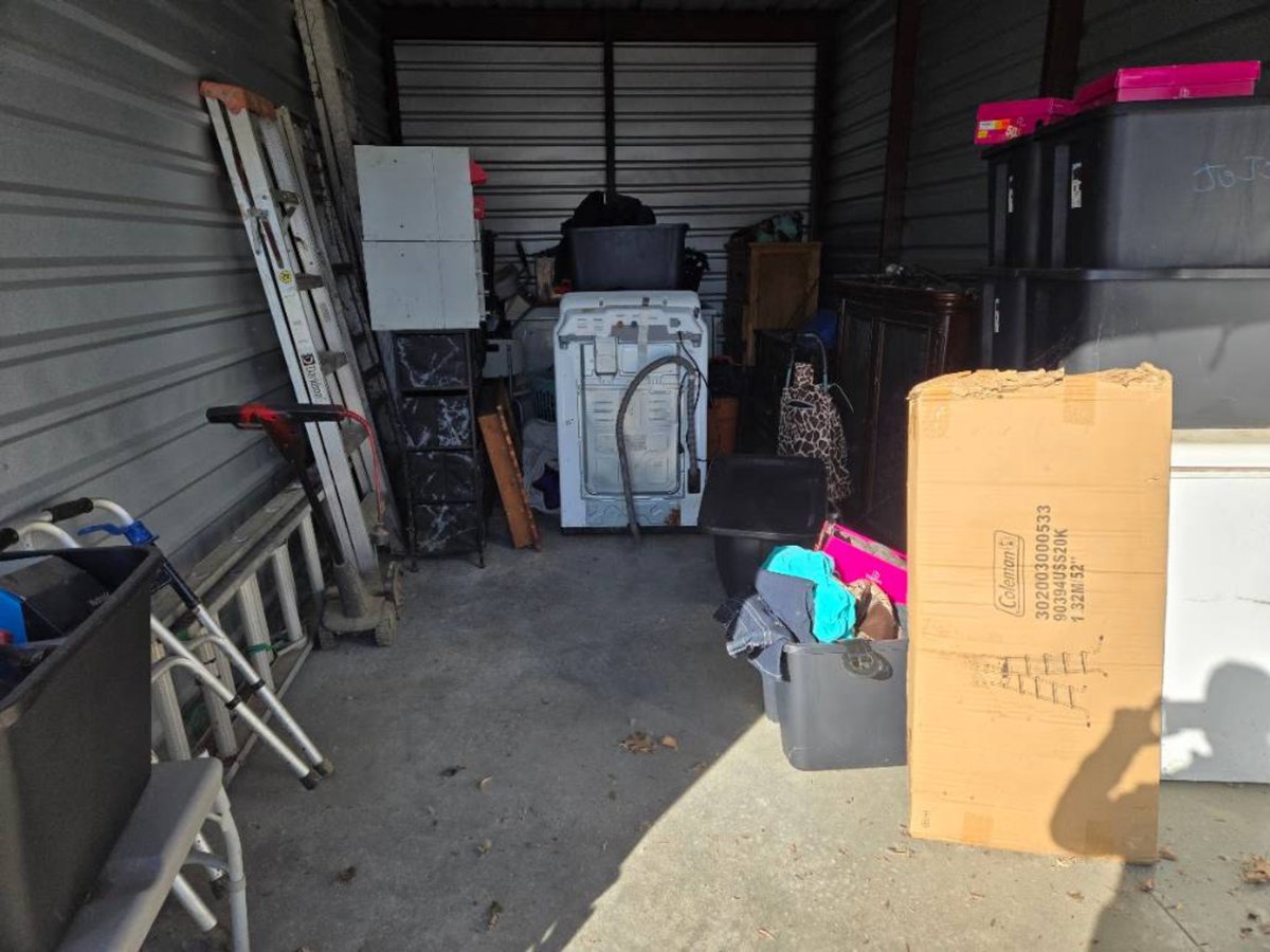 10 x 20 storage unit in Springfield, OH