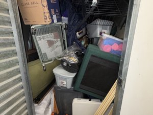 5 x 10 storage unit in Studio City, CA