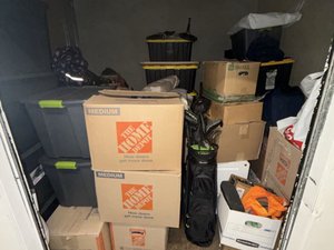10 x 10 storage unit in Studio City, CA