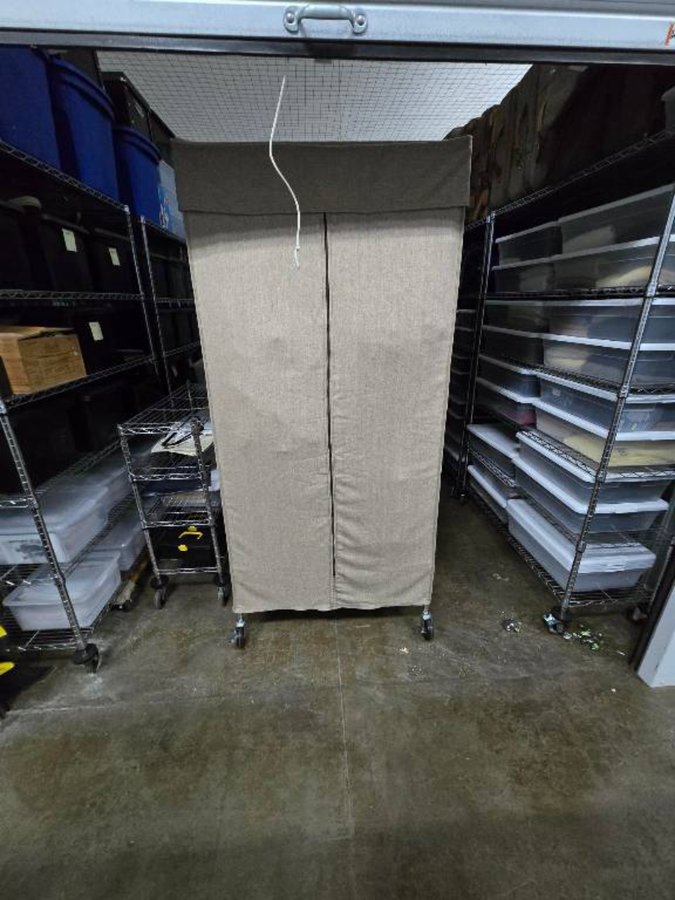 10 x 10 storage unit in Tulsa, OK