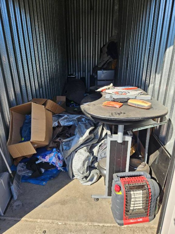 5 x 15 storage unit in Roseville, CA