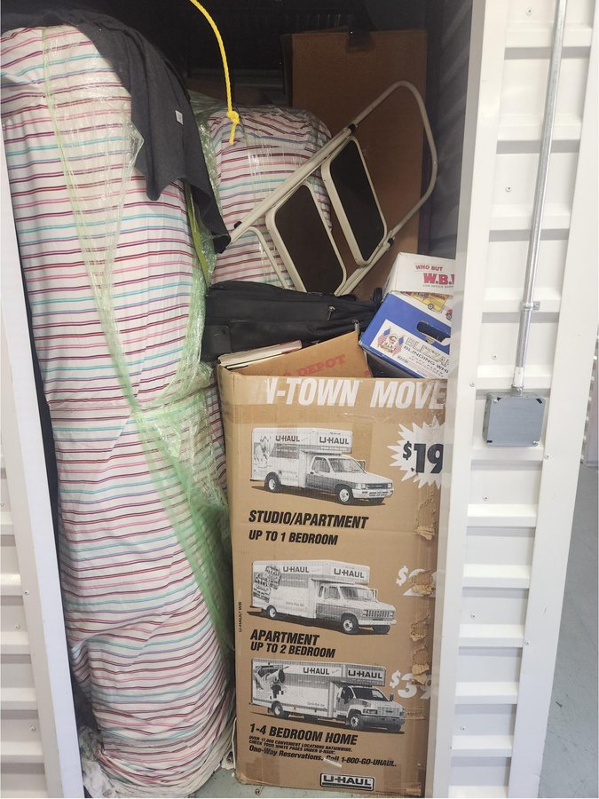 5 x 10 storage unit in Clifton, NJ