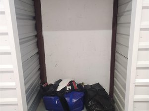 5 x 3 storage unit in Clifton, NJ