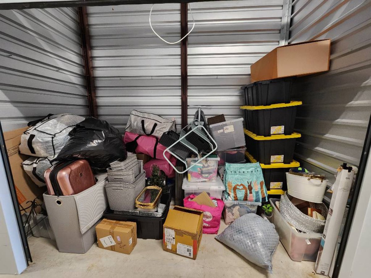 10 x 5 storage unit in Pflugerville, TX