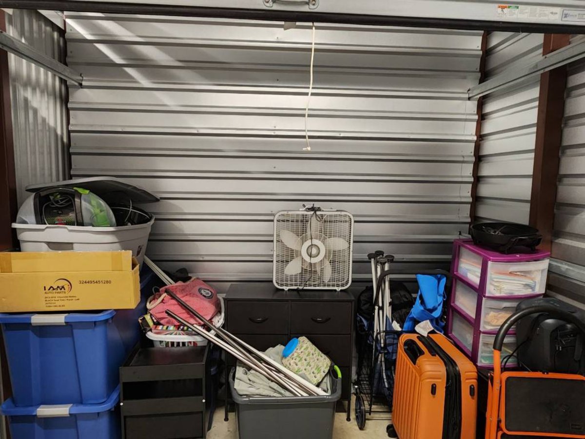 10 x 5 storage unit in Pflugerville, TX