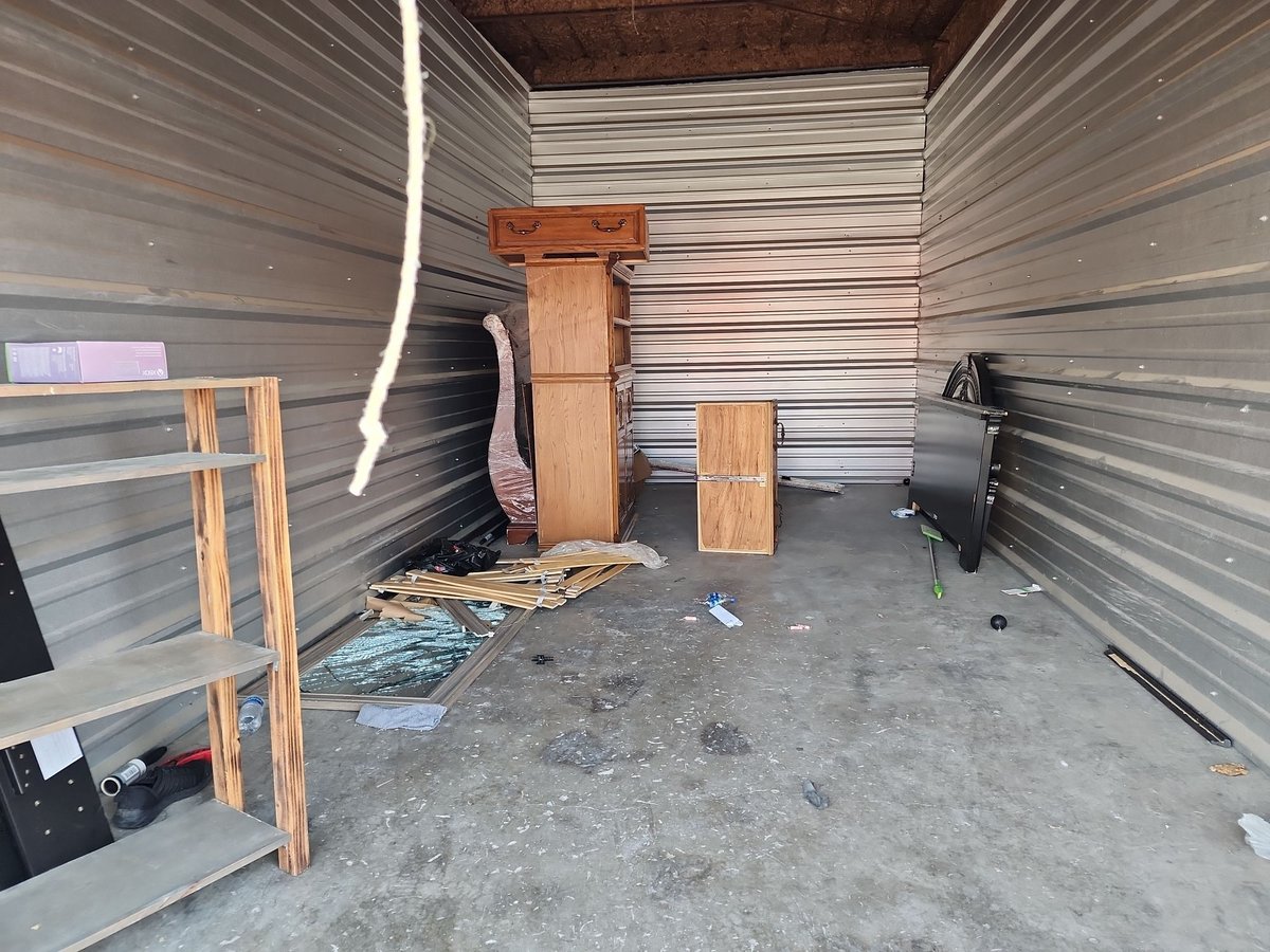 10 x 20 storage unit in Mesquite, TX