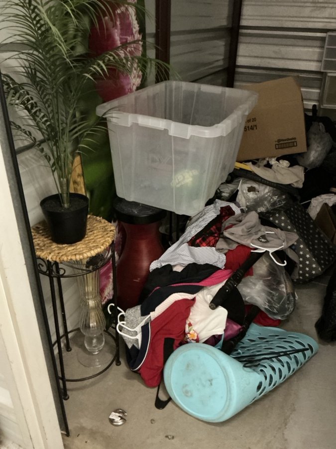 5 x 10 storage unit in Las Vegas, NV
