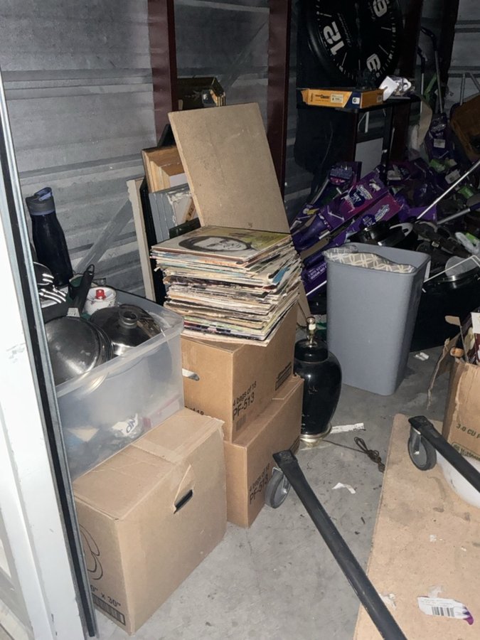 10 x 15 storage unit in Las Vegas, NV